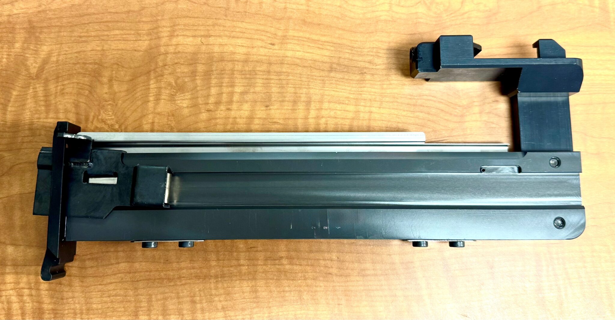 Rail-Adapter-for-Dewalt_ab5yfxDrnM74r27NaSb8UD1gkQMWYN5k